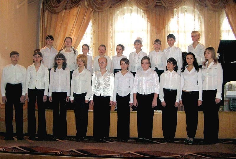 Хор учащихся Елатомской музыкальной школы. 2007 г.